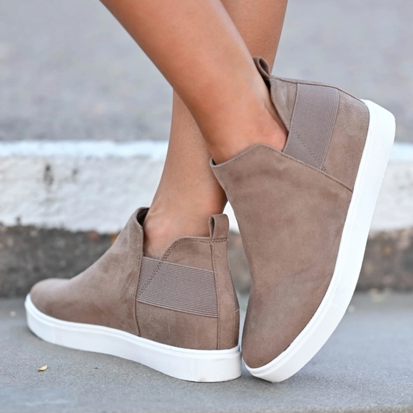 Warm taupe Hidden wedge suede slip on sneaker - Picture 3 of 5